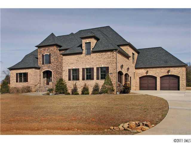 7058 Cobblefield Ln., Denver, NC 28037