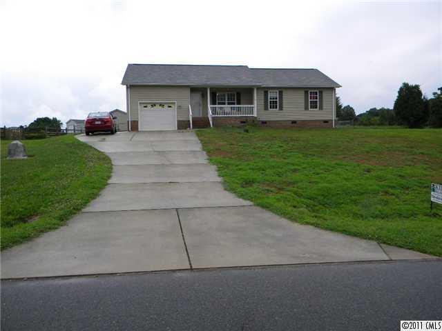 138 Toucan Dr., Mooresville, NC 28115