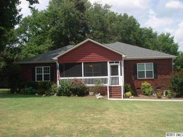 315 Autumn Dr., Harrisburg, NC 28075