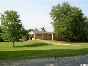 192 S & K Rd., Hickory, NC 28601