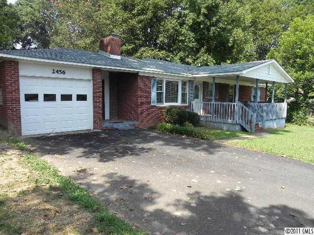 2456 Acapulco Dr., Gastonia, NC 28054