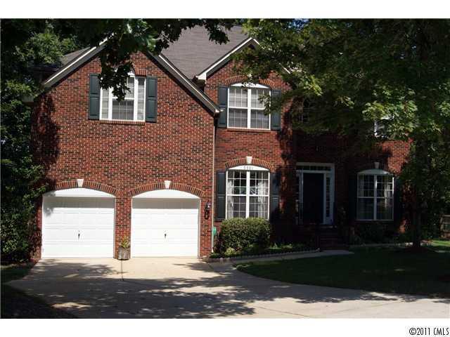 5901 Bearoak Ln., Charlotte, NC 28269