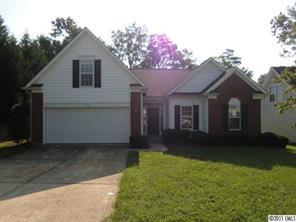 4534 Keeneland Ln., Charlotte, NC 28216