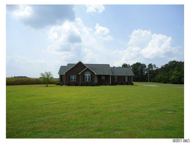 3902 Baucom Manor Rd., Monroe, NC 28110