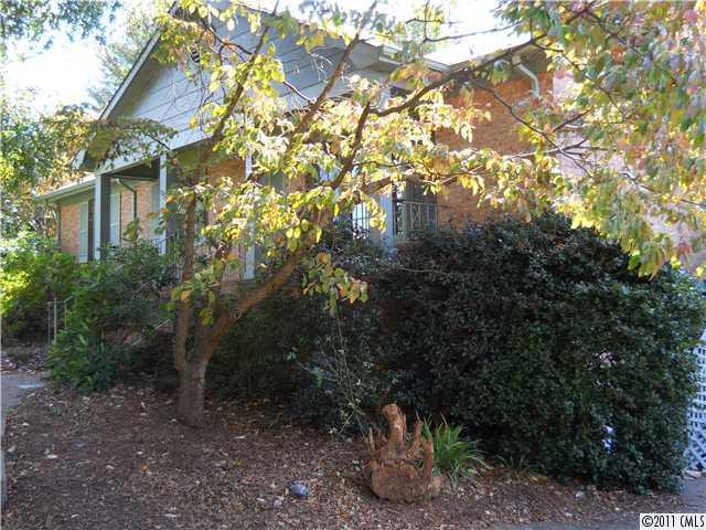 125 Colony Acres Dr., Charlotte, NC 28217