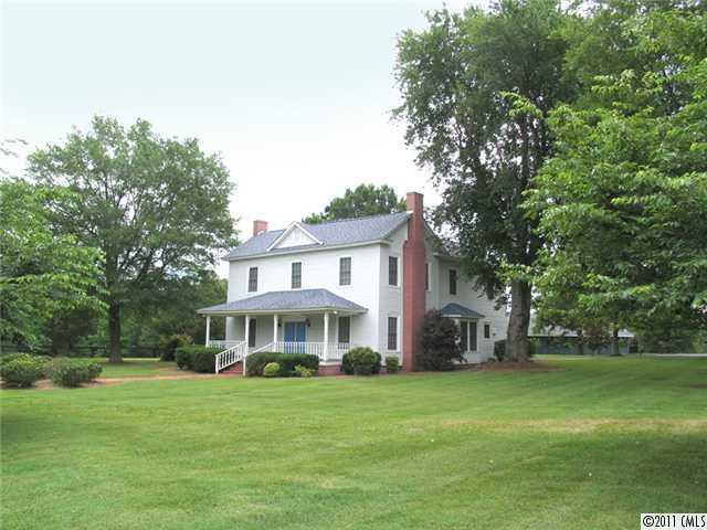 233 Bite Size Ln., Mooresville, NC 28115