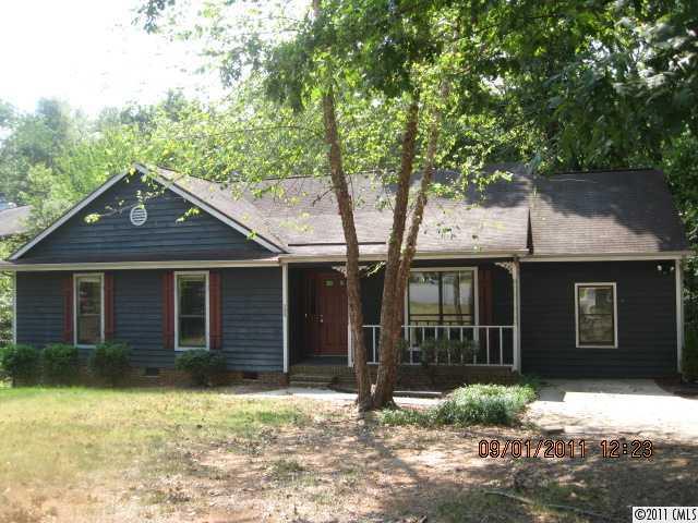 1919 Crooked Creek Dr., Charlotte, NC 28214