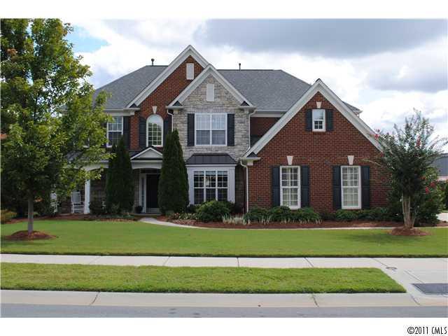325 Willow Brook Dr., Matthews, NC 28105