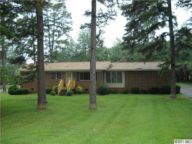 275 Alcove Rd., Mooresville, NC 28117