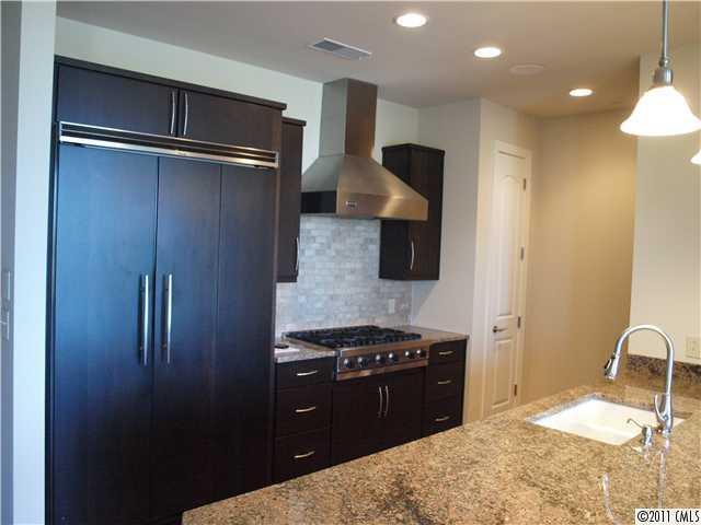 701 Royal Ct. #1101, Charlotte, NC 28202