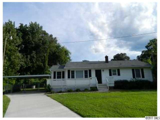 221 Claudette Dr., Gastonia, NC 28052