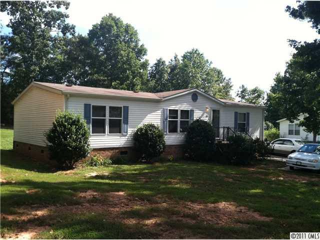 221 Brandenburg Dr., Statesville, NC 28677
