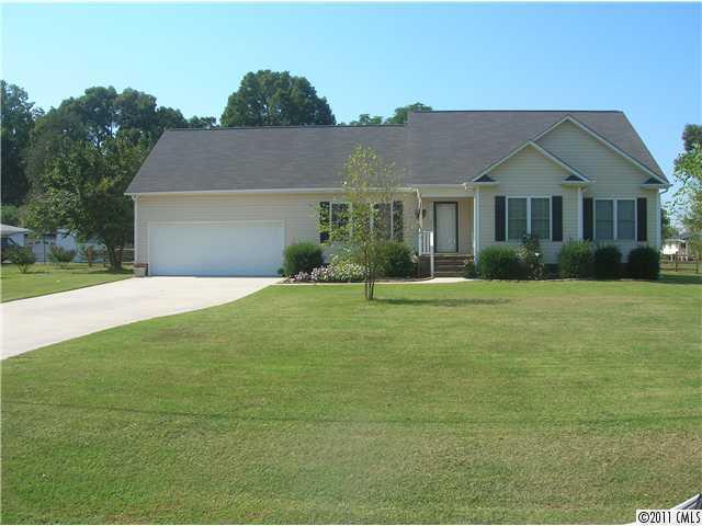 6315 Ferncliff Dr., Concord, NC 28027