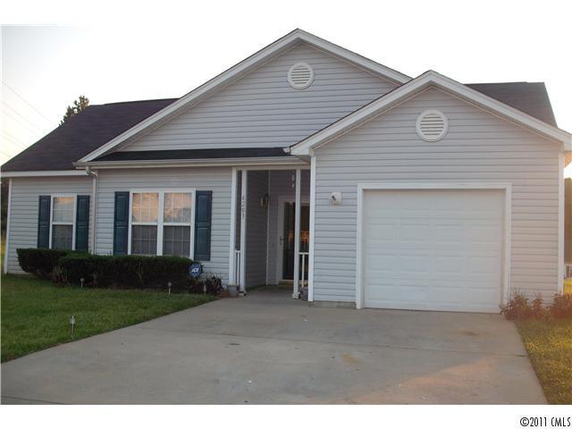 6203 Cabot Hill Ct., Charlotte, NC 28213