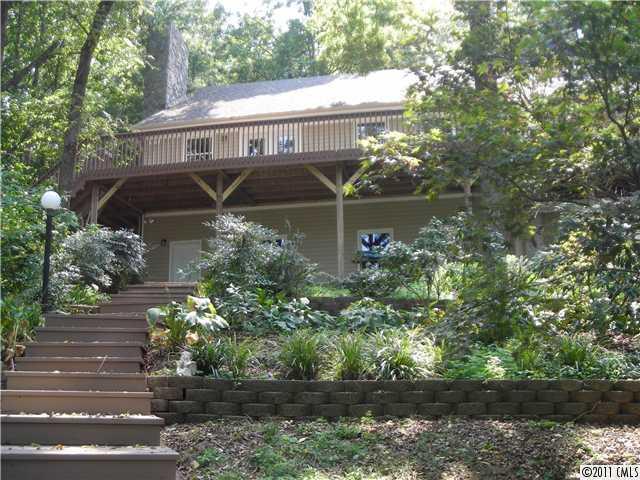 120 Hickory Point Ct. #110, Statesville, NC 28677