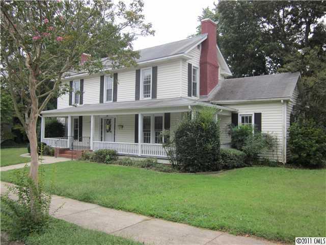 169 N Park St., Statesville, NC 28677