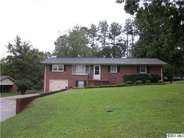 603 S Iowa Ave., Bessemer City, NC 28016