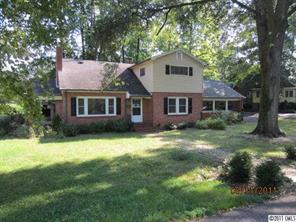 911 Park Dr., Lincolnton, NC 28092