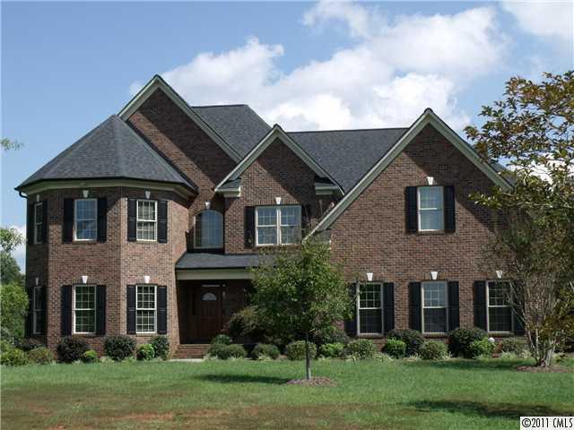 529 Linwood Rd., Mooresville, NC 28115