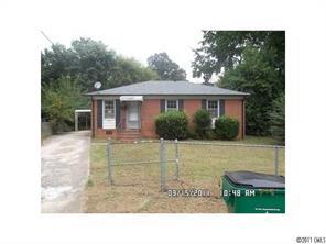 802 Lewiston Dr., Charlotte, NC 28208