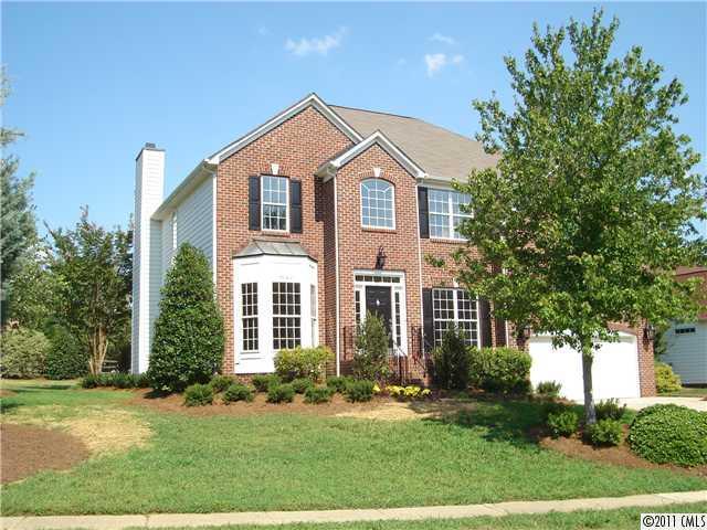 8040 Fairmeadows Dr., Charlotte, NC 28269