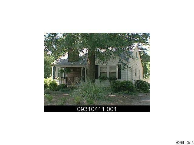 3045 Simpson Dr., Charlotte, NC 28205