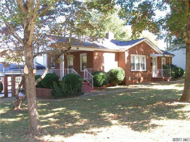 330 W 27th St., Newton, NC 28658