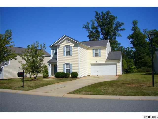 9324 Tiger Lily Ln., Charlotte, NC 28215