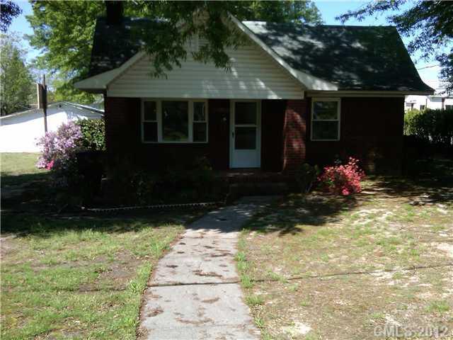 921 Laura Ave., Kannapolis, NC 28083
