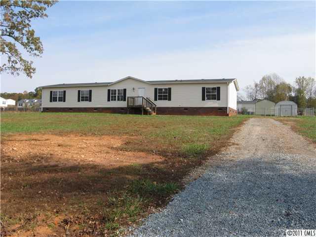 122 Peridot Dr., Statesville, NC 28625
