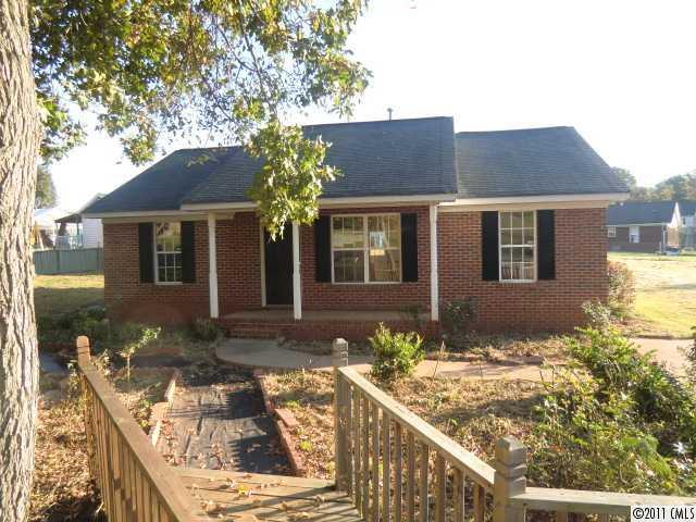 1209 S Hayne St., Monroe, NC 28112