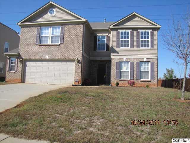 108 Fawn Ridge Ct., Mount Holly, NC 28120