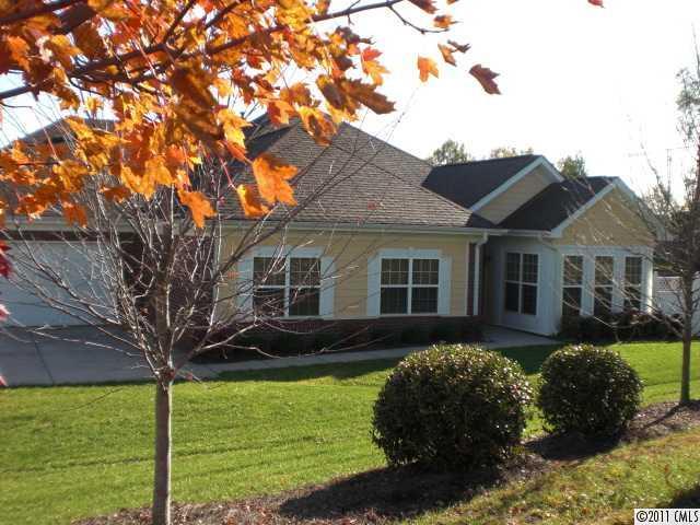 3225 Abbey Walk Ln. #3b, Matthews, NC 28105