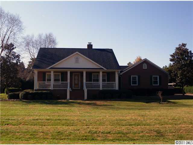 11588 Terrill Ridge Dr., Davidson, NC 28036