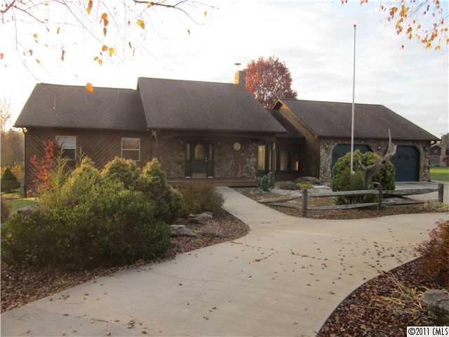 697 Blackwelder Rd., Statesville, NC 28625
