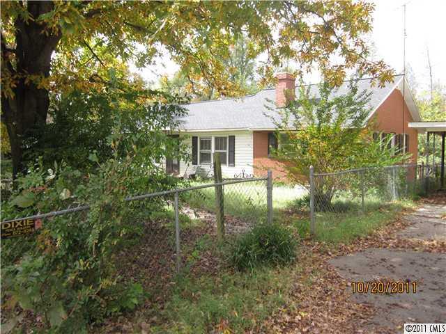 456 Longview Rd., Statesville, NC 28625