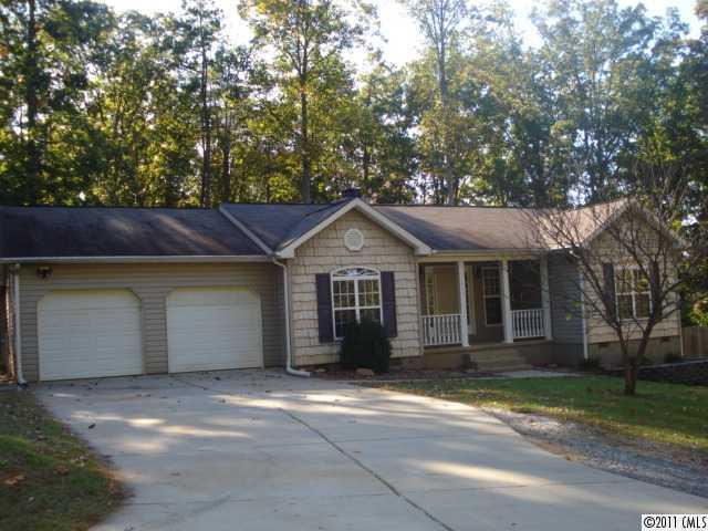 2745 Beechwood Rd., Denver, NC 28037
