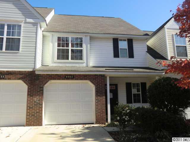 9937 Reindeer Way Ln., Charlotte, NC 28216