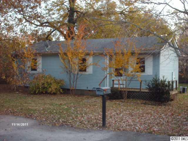 811 Front St., Statesville, NC 28677