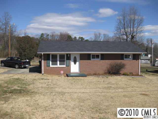 314 W Indiana Ave., Bessemer City, NC 28016