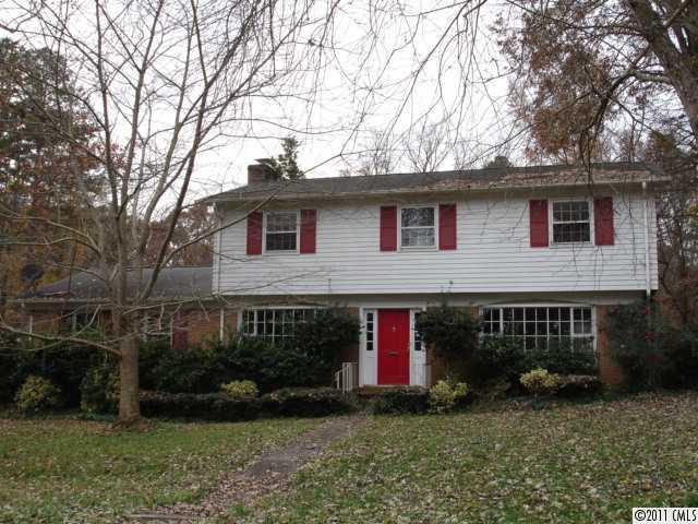6901 April Ln., Charlotte, NC 28215