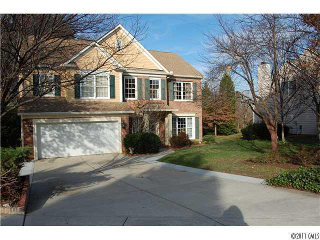 7024 Ravencrest Dr., Charlotte, NC 28269