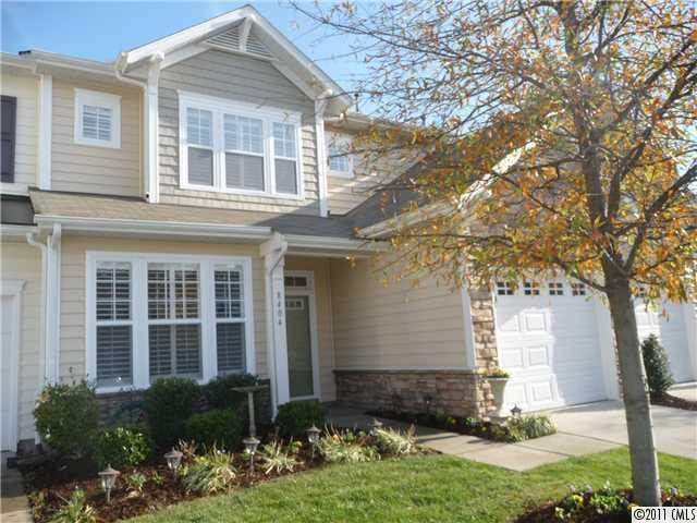 8404 Brookings Dr. #-, Charlotte, NC 28269