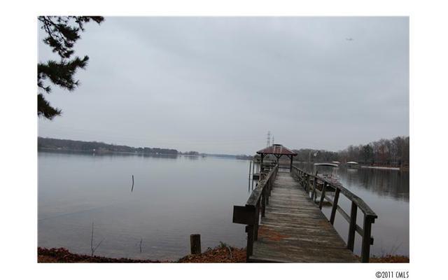 7898 Cheval Ln., Denver, NC 28037