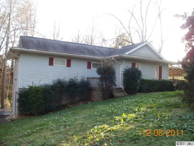 173 Sandy Creek Dr., Gastonia, NC 28052
