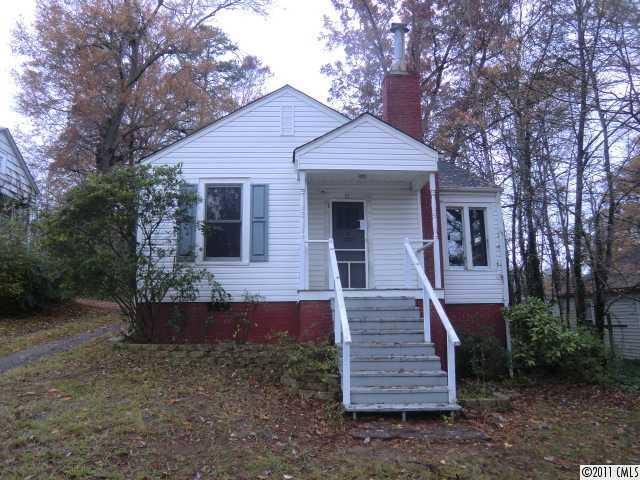 71 NE Creswell Dr., Concord, NC 28025