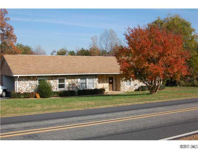 7068 Little Mountain Rd., Sherrills Ford, NC 28673