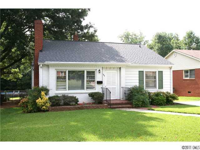 1804 Dearmon Dr., Charlotte, NC 28205