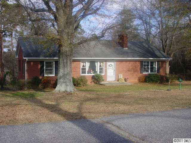 964 Anderson Ln., Lincolnton, NC 28092