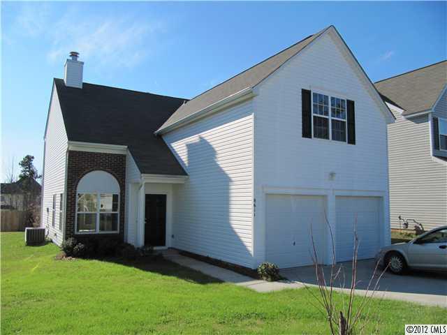 8611 Oak Dr., Charlotte, NC 28269